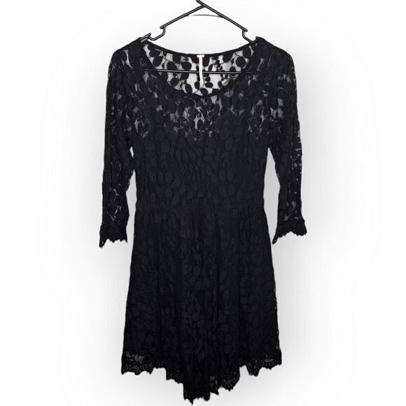 Free People Floral Embroidered Mesh Lace Mini Dress Black size 6 - Picture 1 of 8